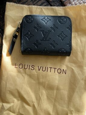 Designers Originals Black Embossed Monogram Zip Card Holder
